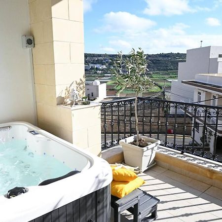 Ta'Lonza Luxury Near Goldenbay With Hot Tub App1 Apartment Mellieha Exterior photo